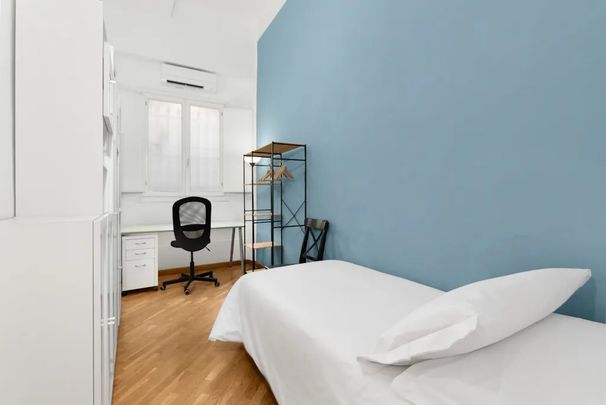 Via Giuseppe Giusti, Florence, Tuscany 50121 - Photo 1