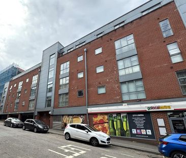 2 bedroom flat to rent - Photo 2