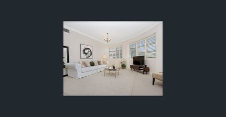 Spacious living in the heart of Rose Bay - Photo 2