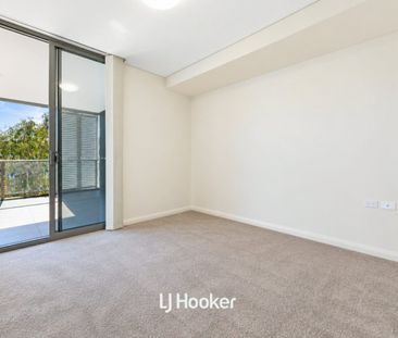 Modern Apartment Living in the Heart of Gordon - Photo 5
