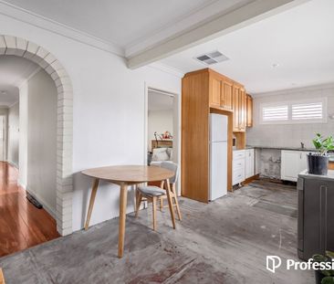 Stylish 3x2 Home in Morley! - Photo 6