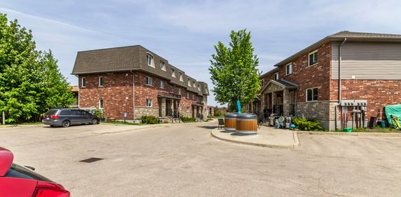 For Lease - 32 Elmsdale Drive Unit# 6B, Kitchener, Ontario - Photo 2
