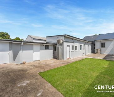 Tastefully renovated - Photo 6