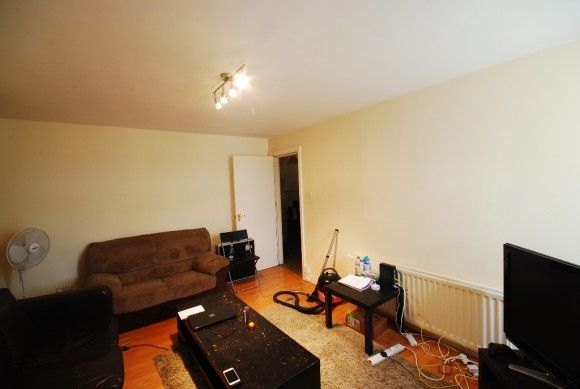 5 Bed - Kelvin Grove, Sandyford - Photo 1