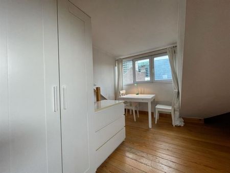 Schuman! Beau Studio Meublé à louer - Photo 2