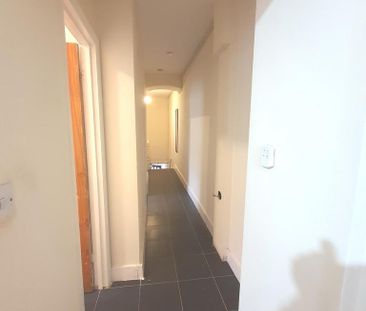 2 bedroom maisonette to rent - Photo 4