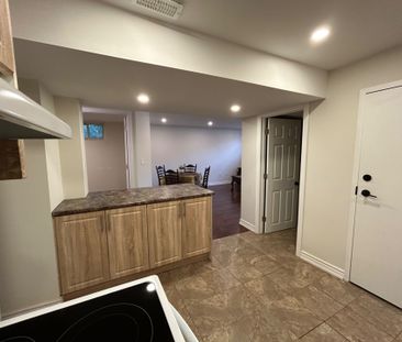 For Lease - 36 Aurora Heights Drive, Aurora, Ontario - Photo 3