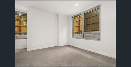 Spacious Ground Floor 1 Bedroom Apartment - Photo 3