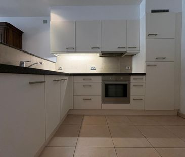 Gelijkvloers 2-slaapkamerappartement in Stasegem - Foto 2