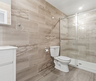 5351 Av. Victoria Montréal (Côte-des-Neiges, QC H3W - Photo 5