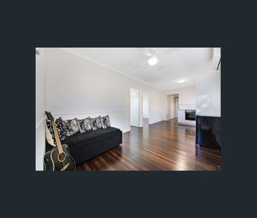 Little Ray Of Sunshine - Photo 5