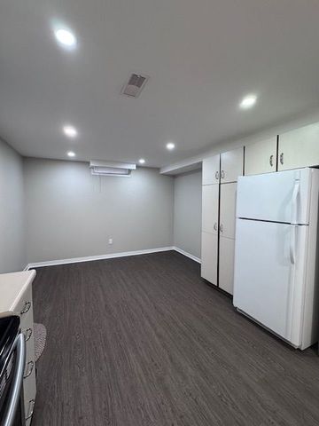 For Lease - 38 Orchard Park Drive Unit# Bsmt, Clarington, Ontario - Photo 2