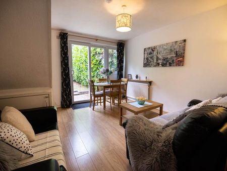 4 bedroom house to rent - Photo 2