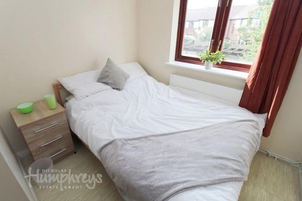 2 bedroom flat share to rent - Photo 1