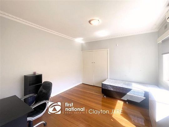 1/5 Madeleine Road, 3168, Clayton Vic - Photo 1