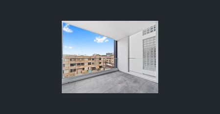 Luxury Apartment in Ideal Location! - Photo 5