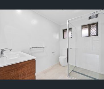 21/30 Sportsman Avenue, Mermaid Beach, Qld 4218 - Photo 6