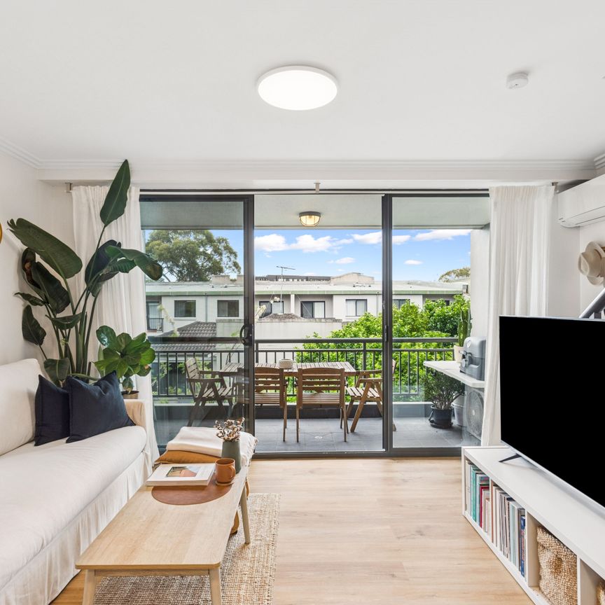 Executive Style Split-Level One Bedroom with Dual Balconies - Photo 1