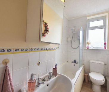 2 bedroom terraced house to rent - Photo 6
