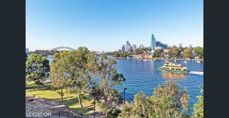 Tranquil Living In Harbourside Pocket One Street Back From The Water - Photo 2