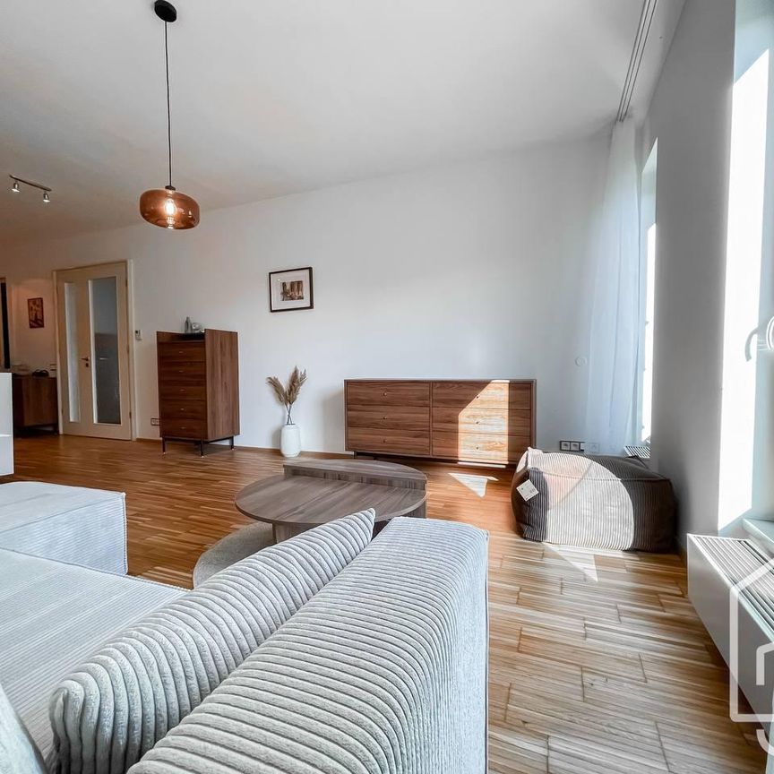 Apartment for rent, 2+kk - 1 bedroom, 65m - Фото 1