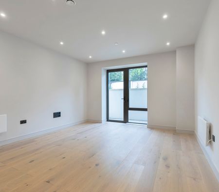 St. Georges Road, Cheltenham GL50 3FL - Photo 2