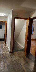 5 1/2 rénové, à 5 mn à pied du métro Fabre, des commerces et grands parcs - Photo 4