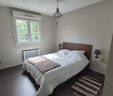 Location Appartement 2 pièces 50m² LILLE 59000 - Photo 3