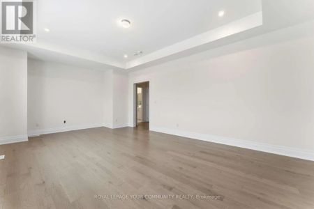 15 SAXBY FARM AVENUE - Photo 3