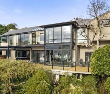 Stunning Executive Home with Harbour Views in Bush Clad Setting - Photo 5