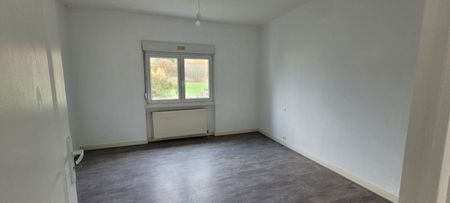 Appartement 4 pièces à Longeville-lès-Saint-Avold - Photo 2