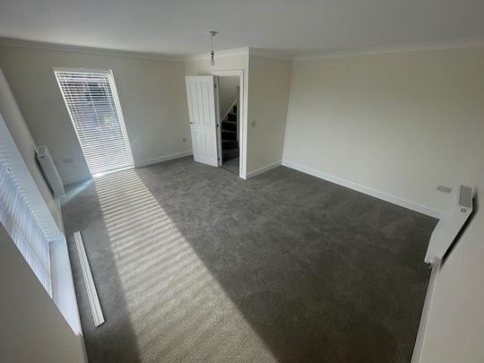 NewtonmoreDrive, DERBY - Photo 1