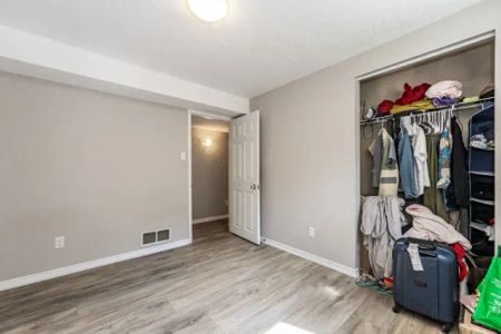 18 Whittaker Court • Lower Unit, Guelph - Photo 2