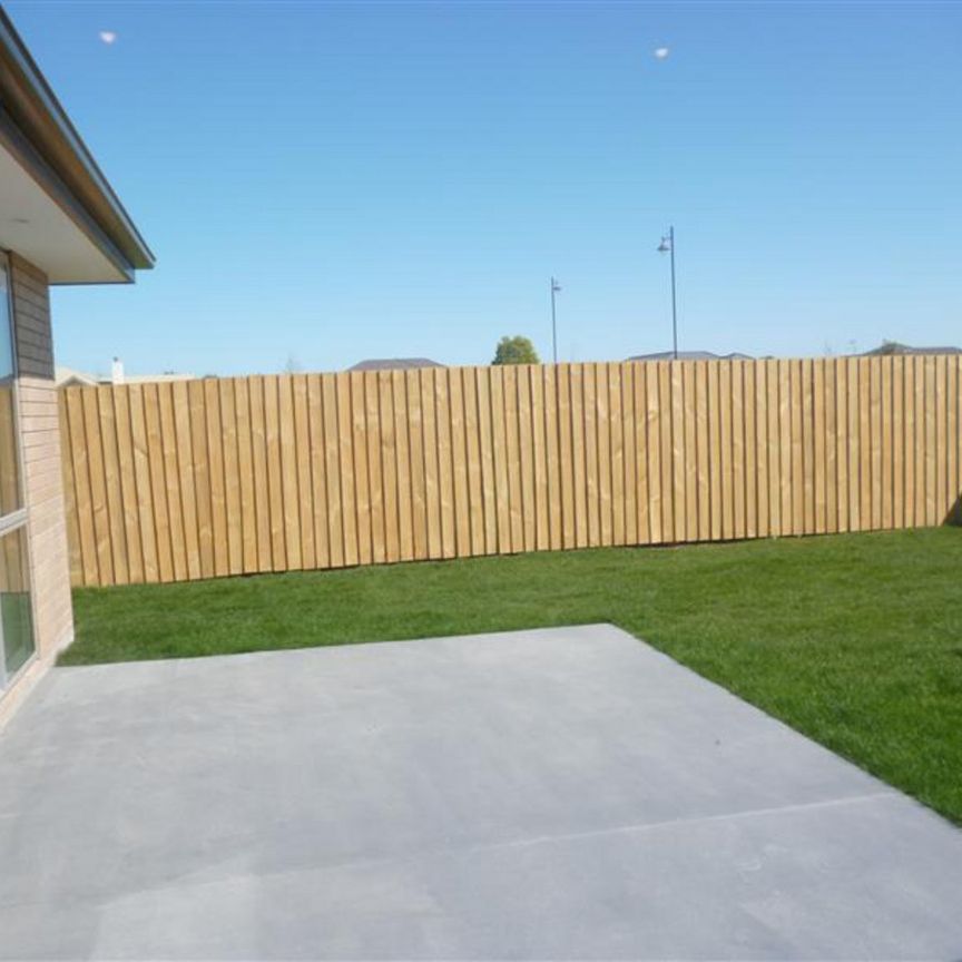 22 Malachy Grove, Aidanfield - Christchurch - Photo 1