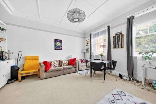 Lansdowne Way, Stockwell, SW8 - Photo 1