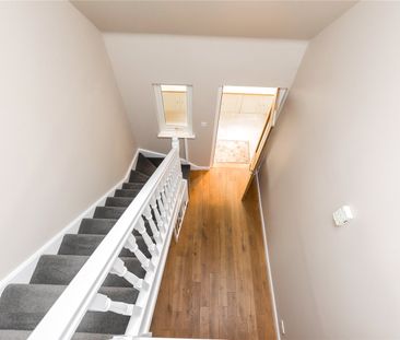 4 bedroom detached house to rent - Photo 2