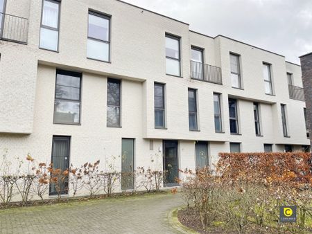 Ruim 2-slp gelijkvloersappartement met tuin - Photo 2