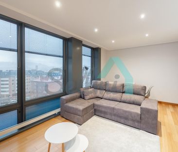 Piso de alquiler en Juan Antonio Álvarez Rabanal, HUCA - La Cadellada - Photo 1