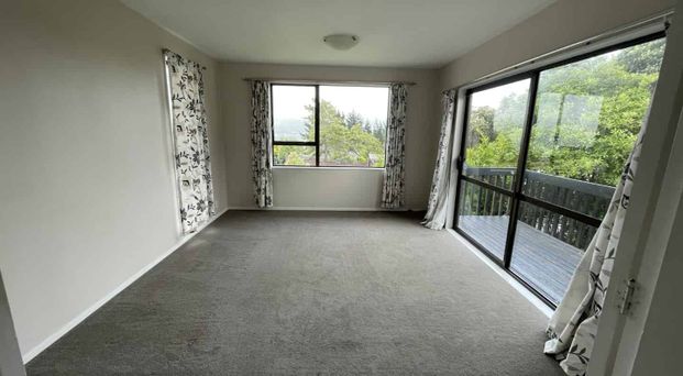 Comfortable Family Home - Photo 1