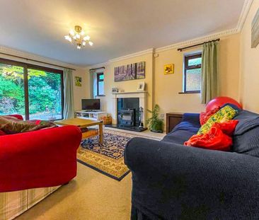 4 bedroom detached house to rent - Photo 1