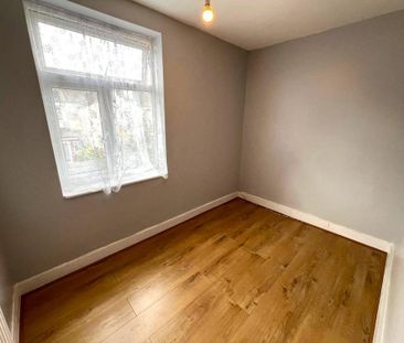 4 bedroom terraced house to rent - Photo 6
