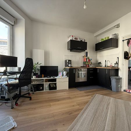 Location Appartement 2 pièces 29m² - Photo 3