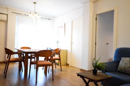 Carrer del Poeta Mas i Ros, Valencia, Valencian Community 46022 - Photo 5