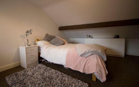 5 bedroom house to rent - Photo 2