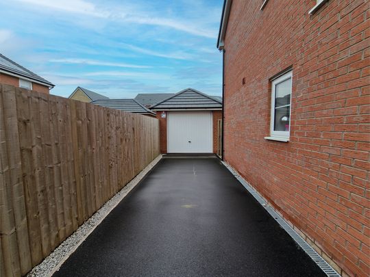 Cottam, Preston - Photo 1