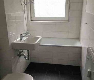 Schöne 2-Zimmer-Wohnung, renoviert! - Foto 1