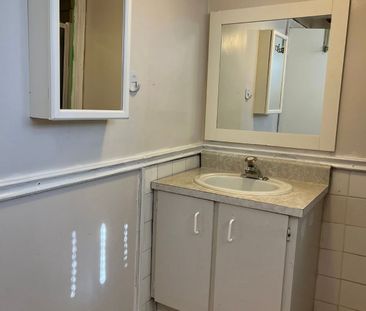 For Lease - 18 Margrath Place, Toronto, Ontario - Photo 4