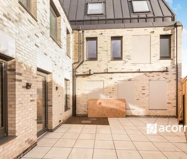 Flat to rent - Eddystone Road, Brockley, SE4 - Photo 2