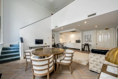 Timeless Charm and Modern Style on the Edge of the CBD - Photo 2