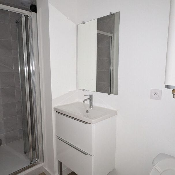 Location Appartement 1 pièce 24m² - Photo 1